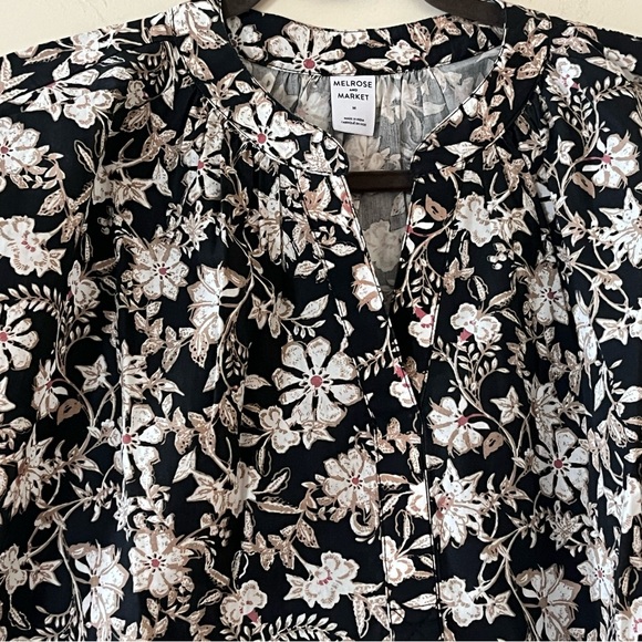 Melrose & Market Floral Black and Cream Women's Designer Blouse Size Medium - Picture 12 of 16